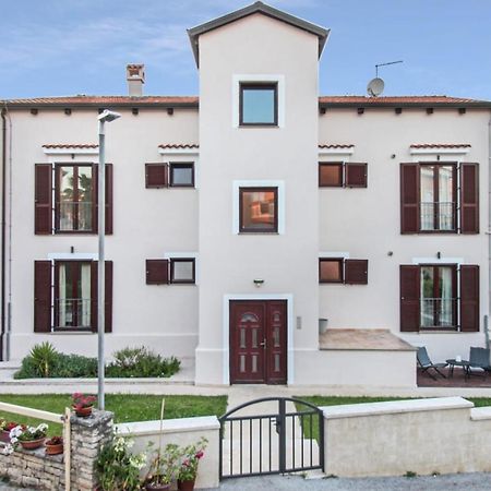 Apartments Villa Alba II Пореч Екстериор снимка