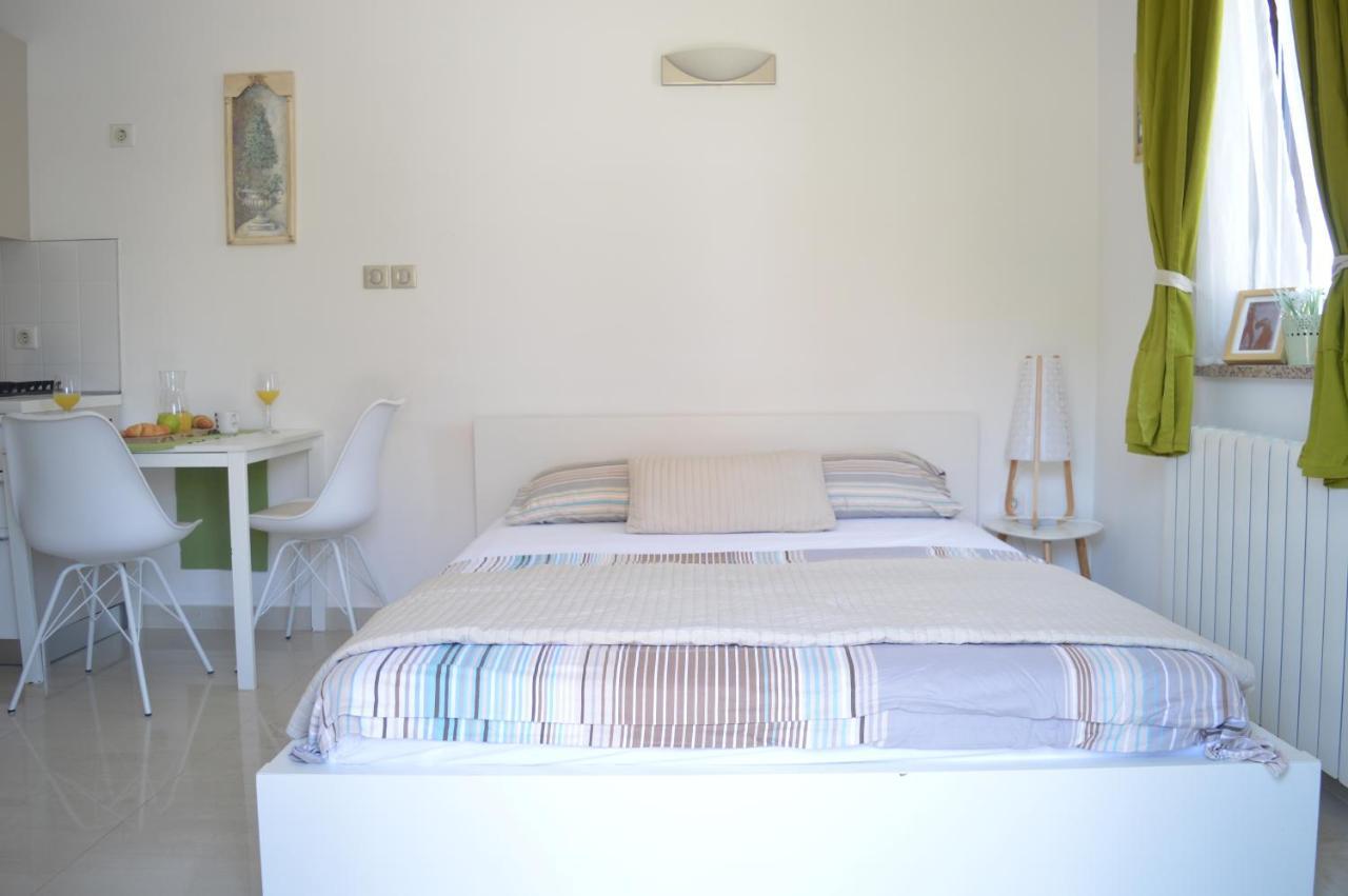 Apartments Villa Alba II Пореч Екстериор снимка