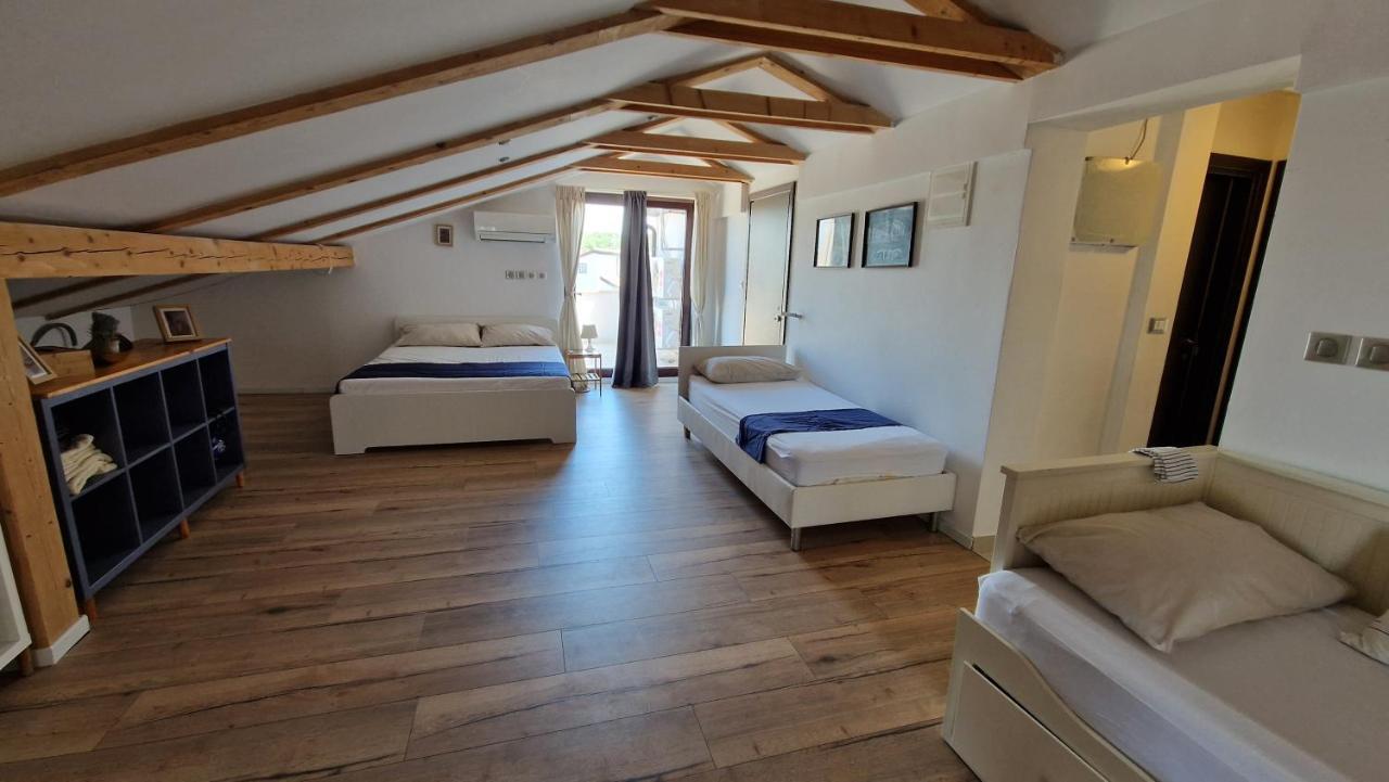 Apartments Villa Alba II Пореч Екстериор снимка