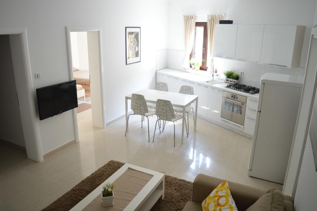 Apartments Villa Alba II Пореч Екстериор снимка